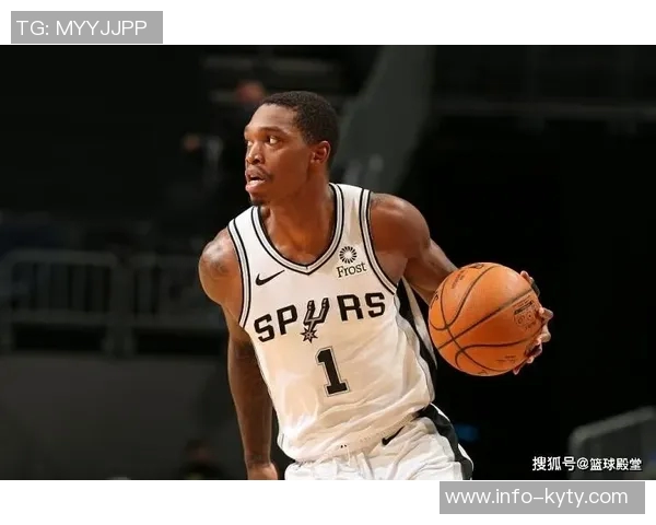 怀特半场表现平平仅得9分3板9助仍需寻找比赛手感提升状态